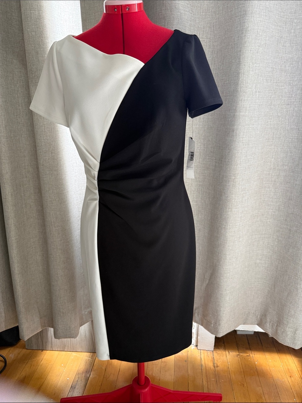 Maggy London Black and White Colorblock Midi Dress